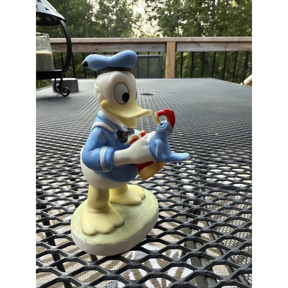 Walt Disney " Bird Watcher Donald Duck " - Figurine